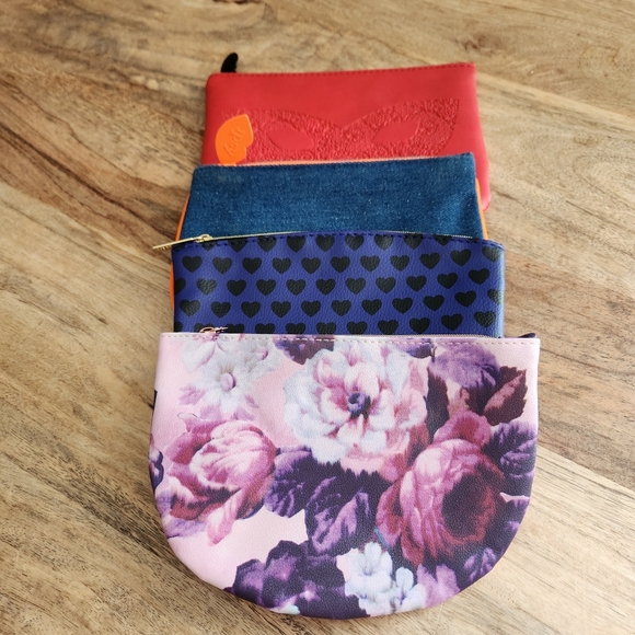 Set of 4 Ipsy Zipper Pouches Assorted Colors - Picture 7 of 14